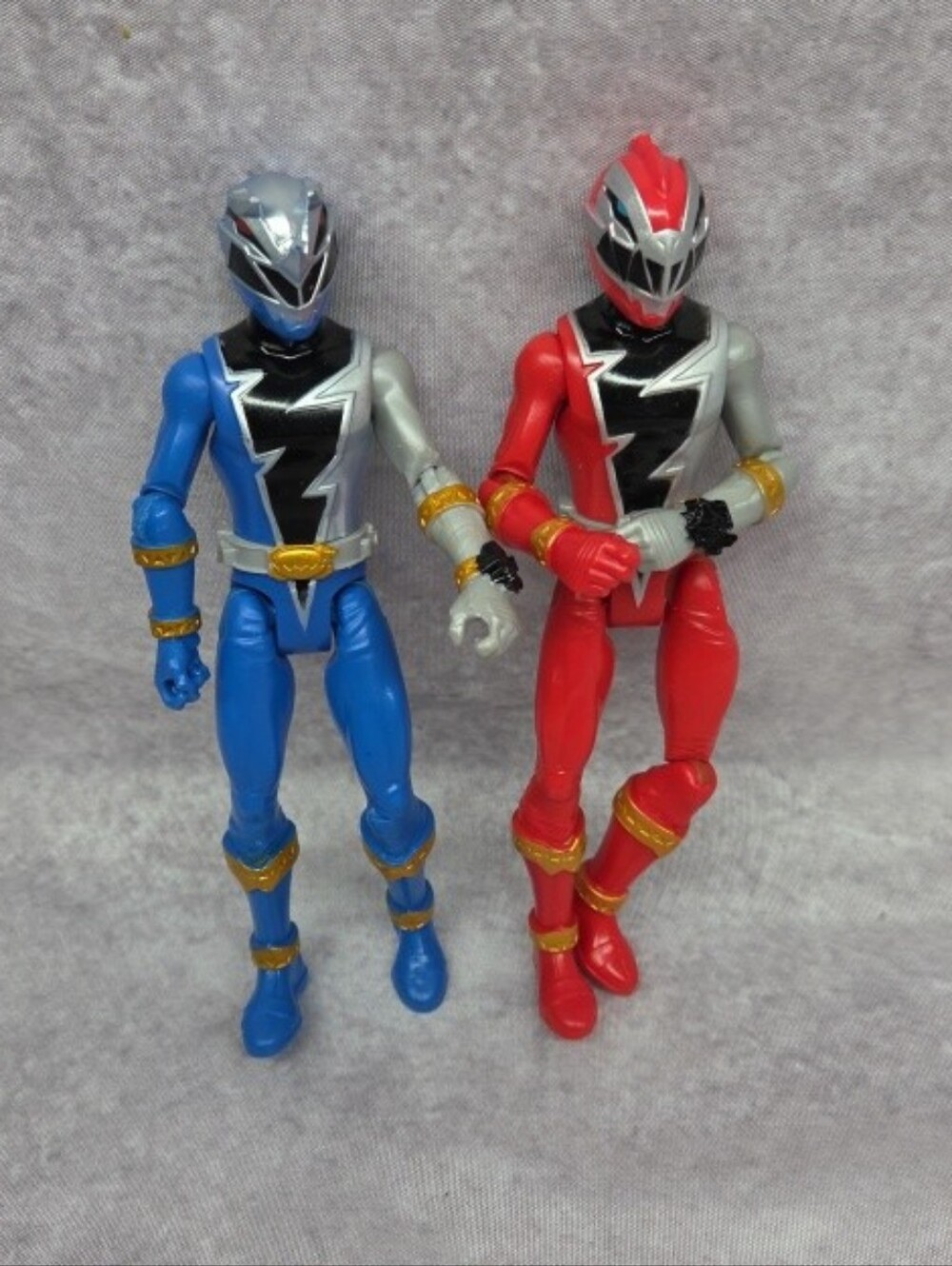 Power Rangers Dino Fury Blue and Red Ranger Action Figures Hasbro